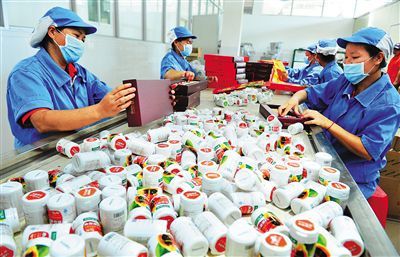 海南水果含著吃 裝卸服務背后的甜蜜細節(jié)